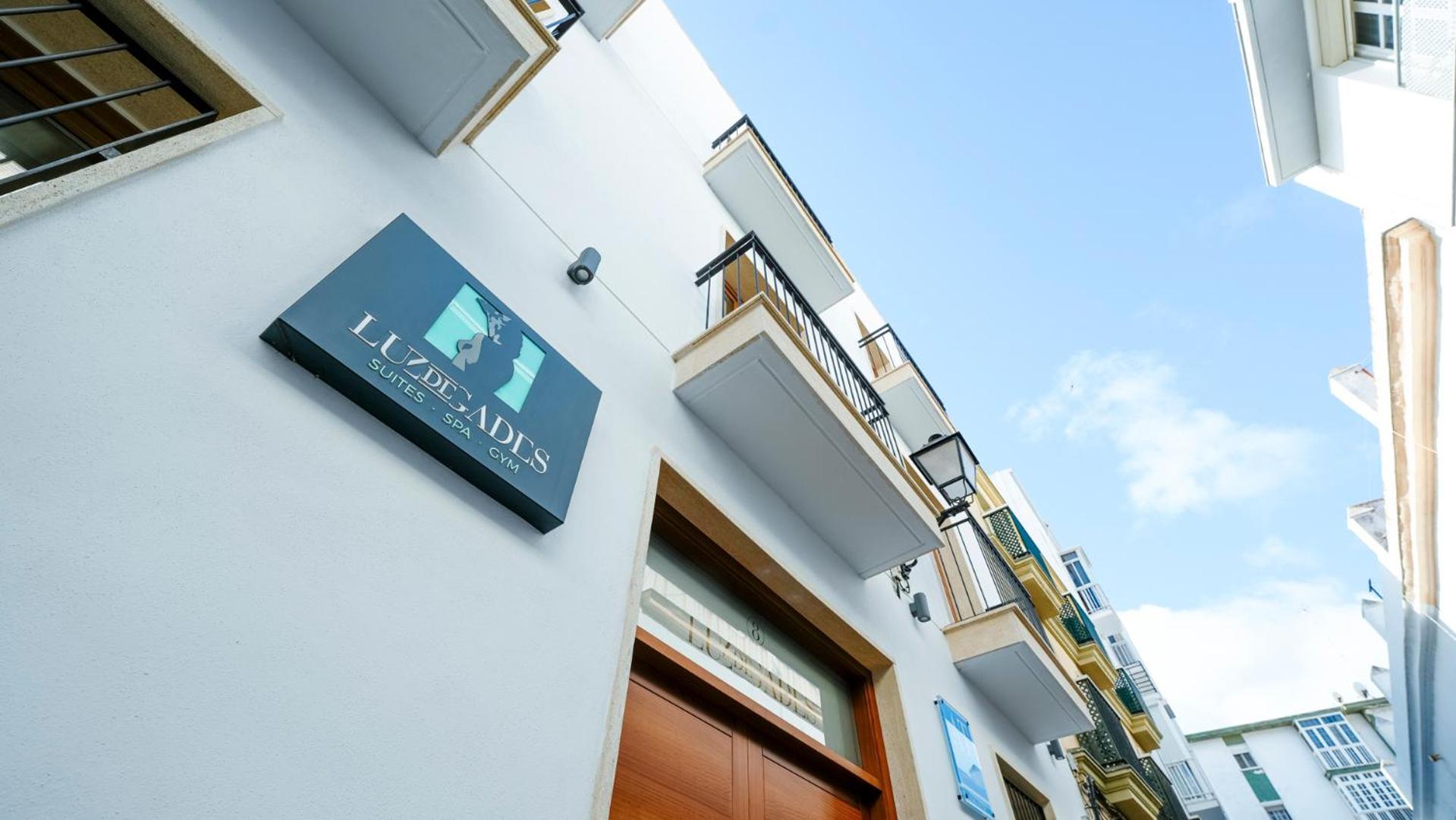 Aparthotel Luz De Gades - Suites Spa Gym - Adults Only Cádiz Kültér fotó